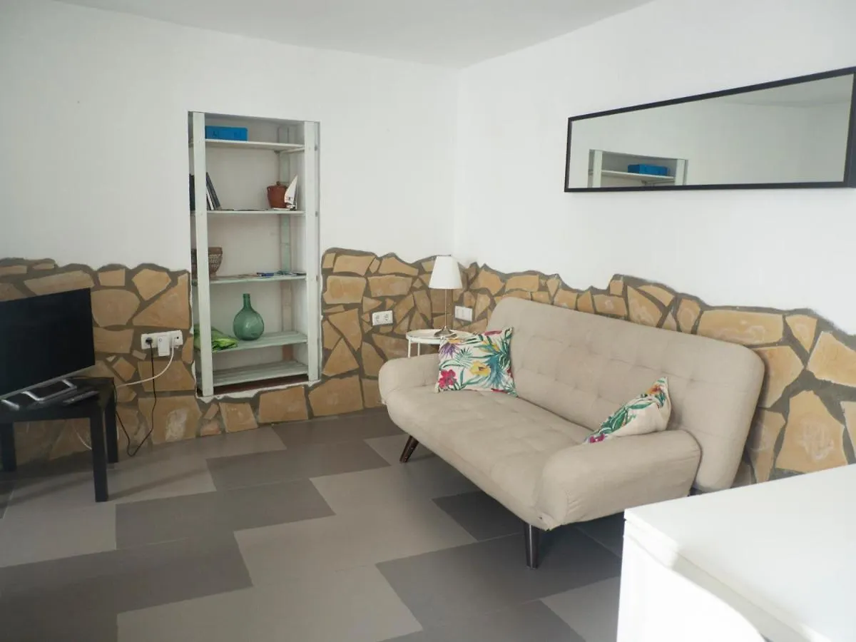 Casa Laura contacts